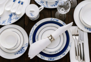 dinnerware set for 48 pieces