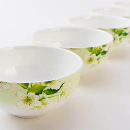 green leaves bowls