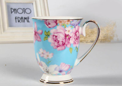 blue back fine bone china mug with flower decoration