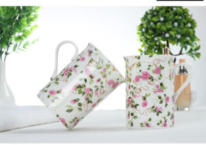 mugs with full flower decoration