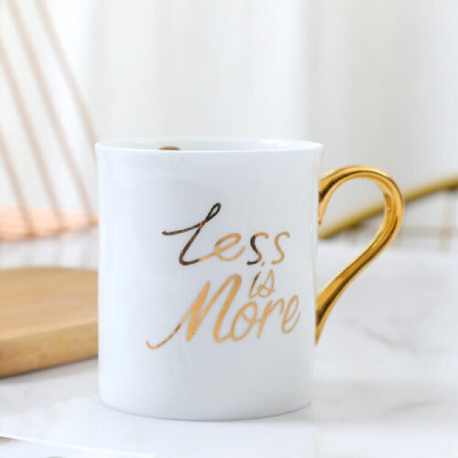 mug with great quality of decal in gold